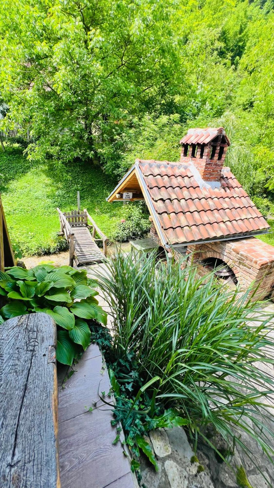 Kuca Za Odmor Bajka Villa ยาสเตรบาร์สโก ภายนอก รูปภาพ